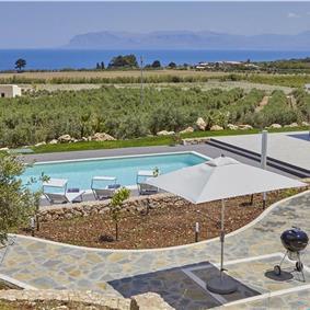 3 bedroom villa with pool near Scopollo, sleeps 6